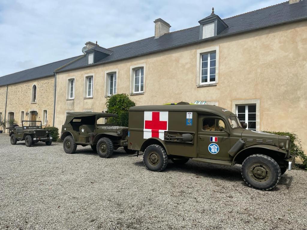 Le Clos Du Bas Courtil Guesthouse B&B Omaha Beach Osmanville Eksteriør billede